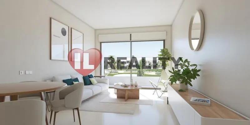 Prodej Torrevieja, moderní apartmán 1NP 3+kk, 200m2 se střešní terasou, bazén, parkování, posilovna — fotografie 1